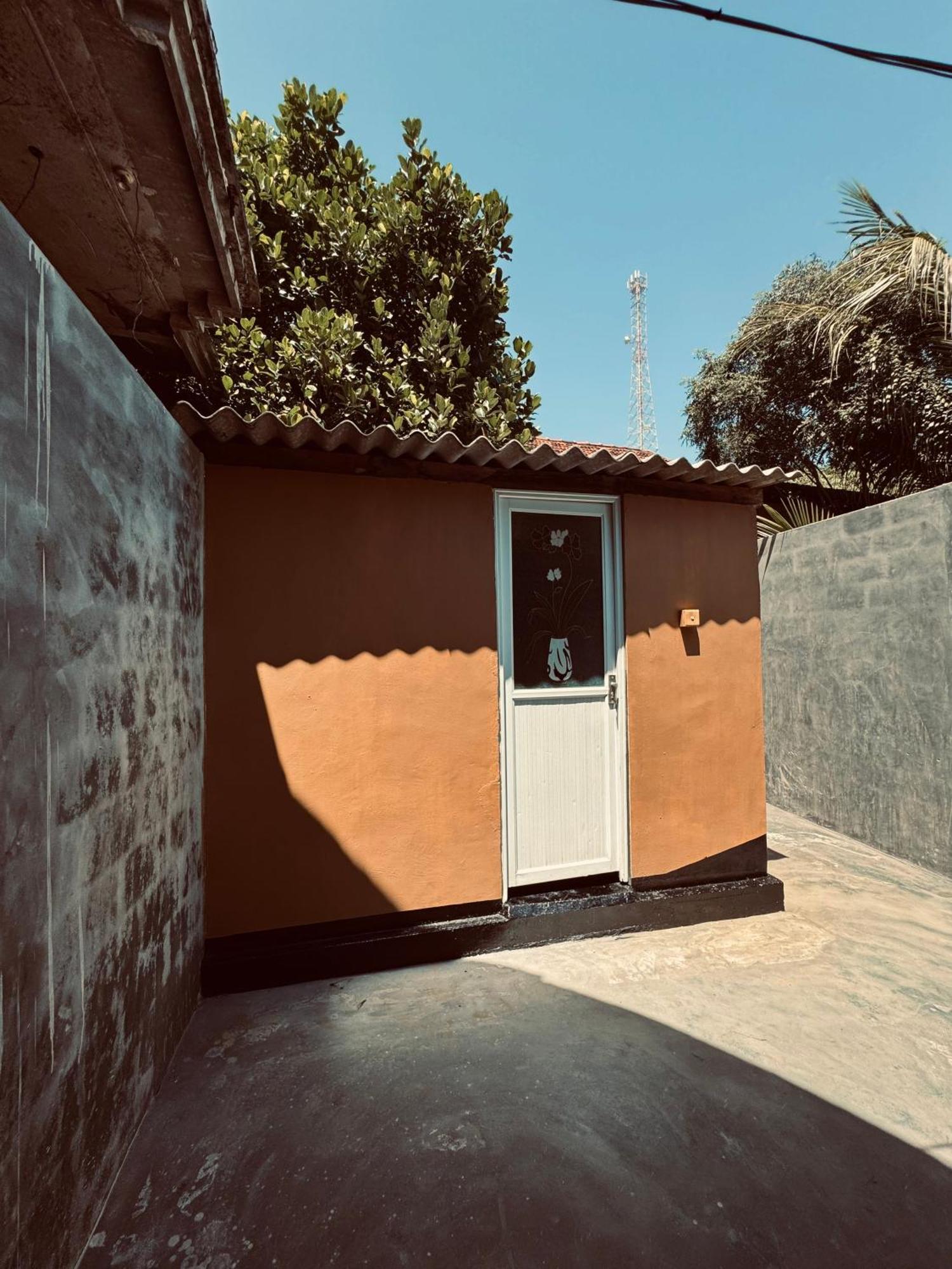 Dreamy Hostel Arugambay Arugam Bay Exterior photo